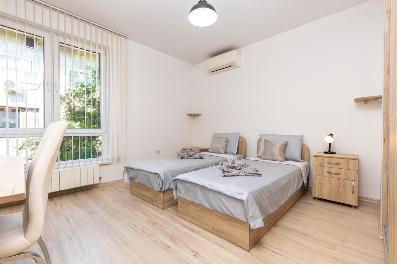 Stylish 2Bd Apartment With A Nice Cozy Terrace By Flat Mаnager 普罗夫迪夫 外观 照片